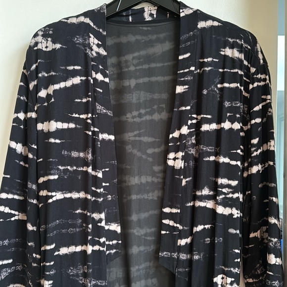 All Saints Kimodo in Black and Blush - Picture 4 of 10